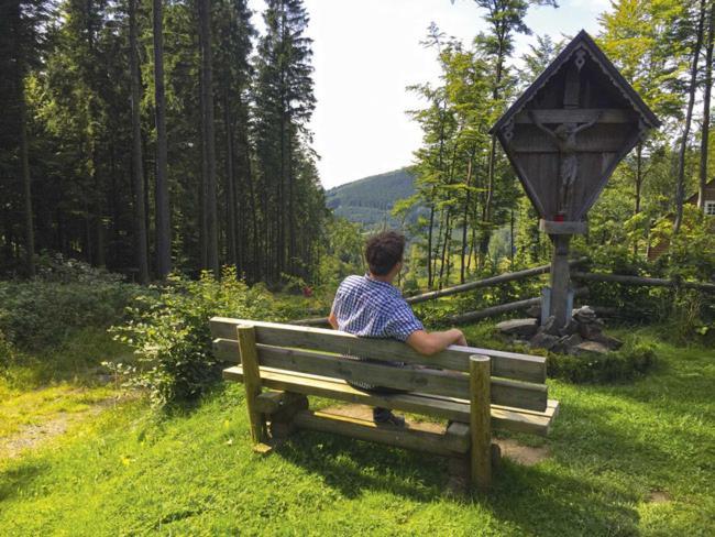 Haus Astenblick In Winterberg Fuer Bis Zu 35 Personen Fuer Wanderveranstaltungen Und Familienfeiern Exterior foto