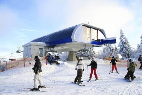 Haus Astenblick In Winterberg Fuer Bis Zu 35 Personen Fuer Wanderveranstaltungen Und Familienfeiern Exterior foto